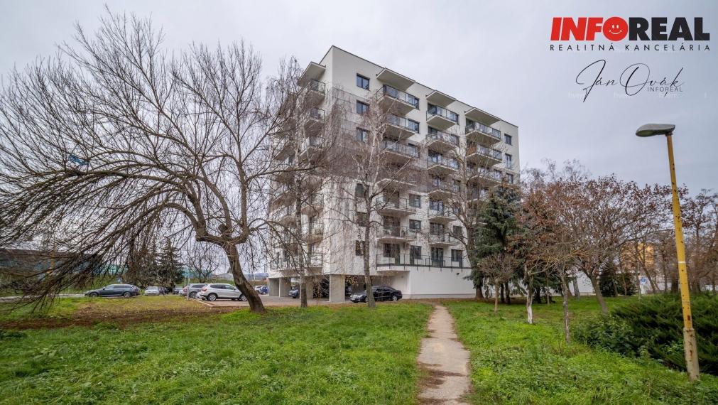 PRENÁJOM v NOVOSTAVBE: 2 izb. byt s balónom a parkovacím miestom, 2p. zo 7., Bukovecká ul,, Nad Jazerom