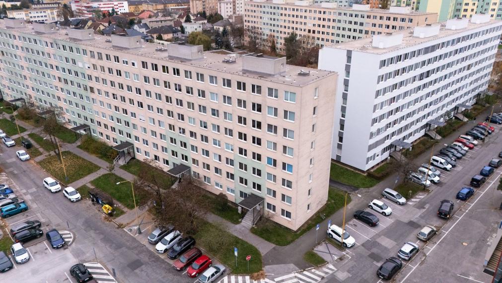 3 izbový byt Rosná ul., Košice - Juh, 55 m2 + 6 m loggia, 7. poschodie