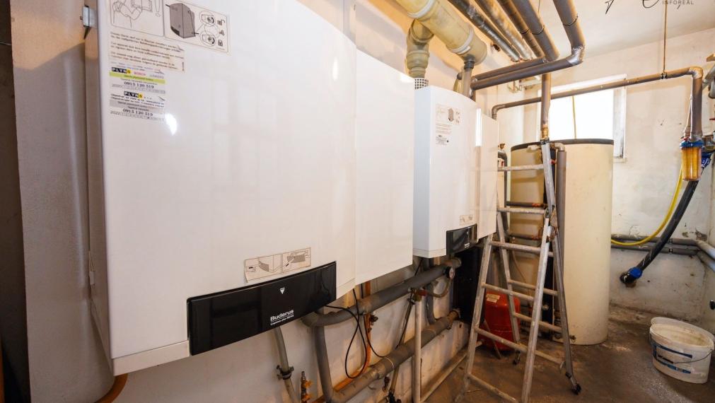 UBYTOVŇA V MESTSKOM PARKU KOŠICE, pozemok, parkovisko, kaviareň