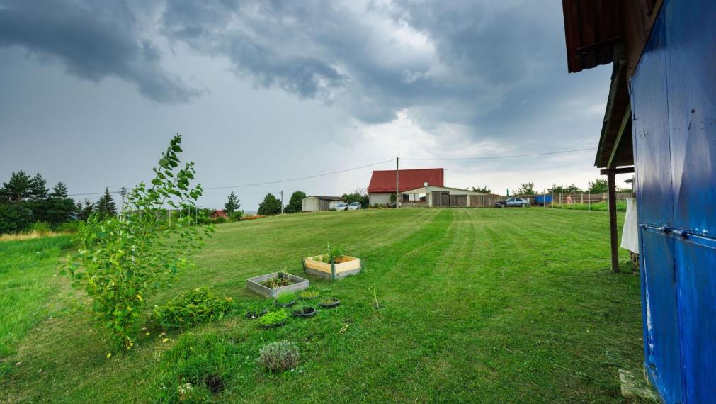 Stavebný pozemok 798 m2, KOŠICKÝ KLEČENOV - Borda,krásne prostredie pri lese