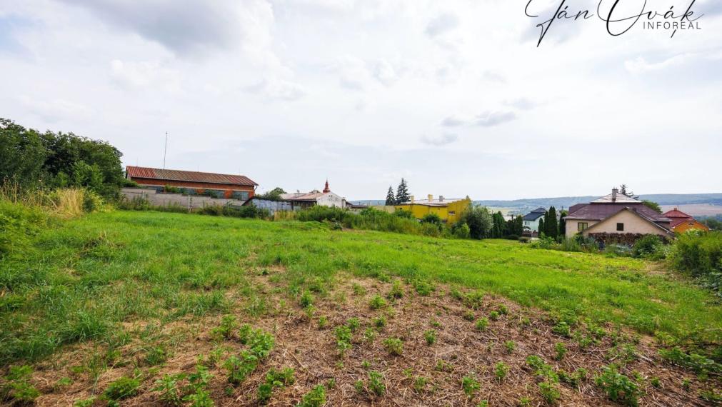 Pozemky pre výstavbu 5 rodinných domov, Rozhanoce, centrum obce