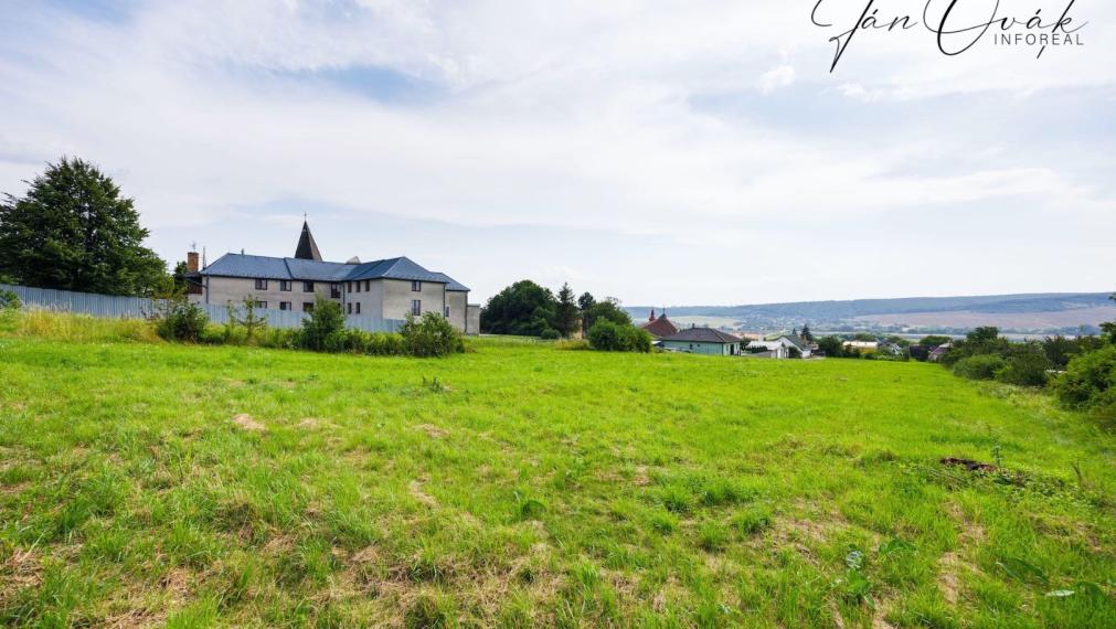 Pozemky pre výstavbu 5 rodinných domov, Rozhanoce, centrum obce