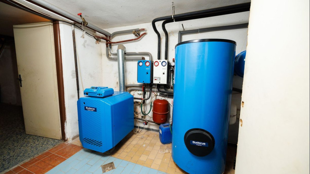 REZERVOVANÉ. DOM Rozhanovce – 190 m2 už. plocha, bazén, garáž, všetky IS, pozemok 540 m2