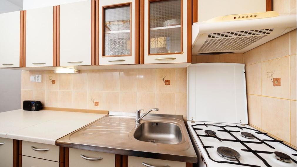 Veľlmi pekný 3 izb. byt, 68 m2 + loggia, čiasť. rek., Gagarinovo námestie, NAD JAZEROM