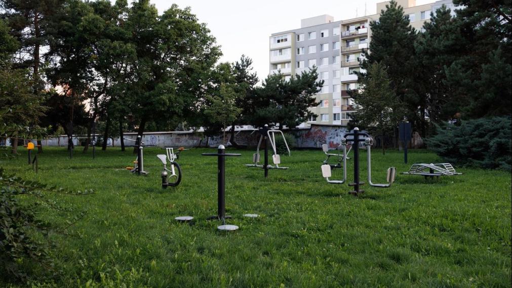 Veľlmi pekný 3 izb. byt, 68 m2 + loggia, čiasť. rek., Gagarinovo námestie, NAD JAZEROM