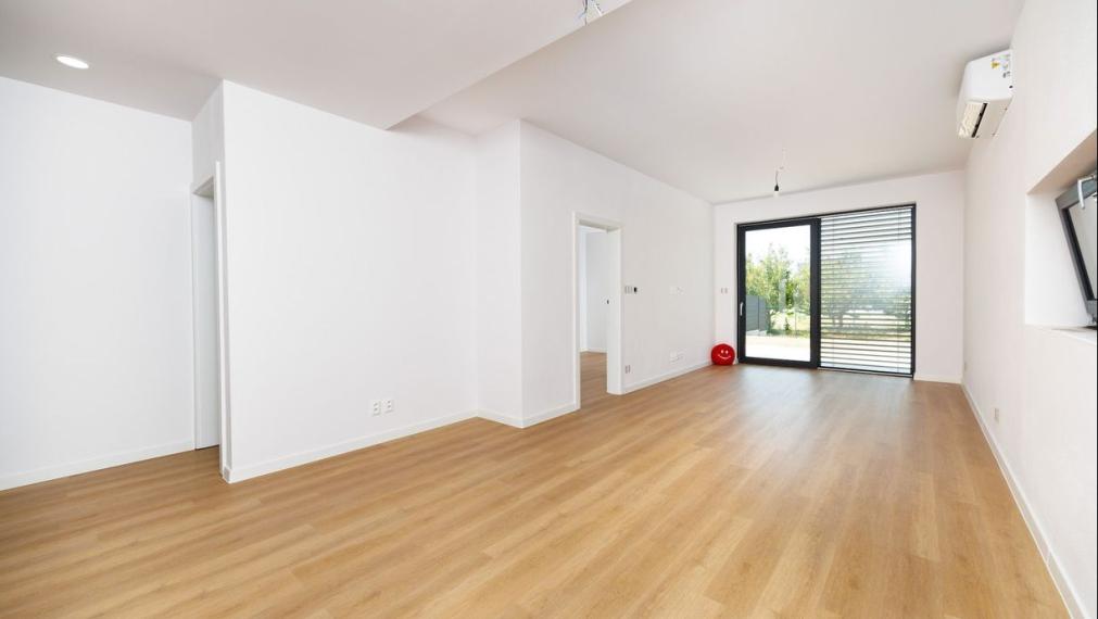 NOVOSTAVBA 3 izbový dom Rybárska ul., IBV Pri jazere, tepelné čerpadlo, pozemok 323 m2