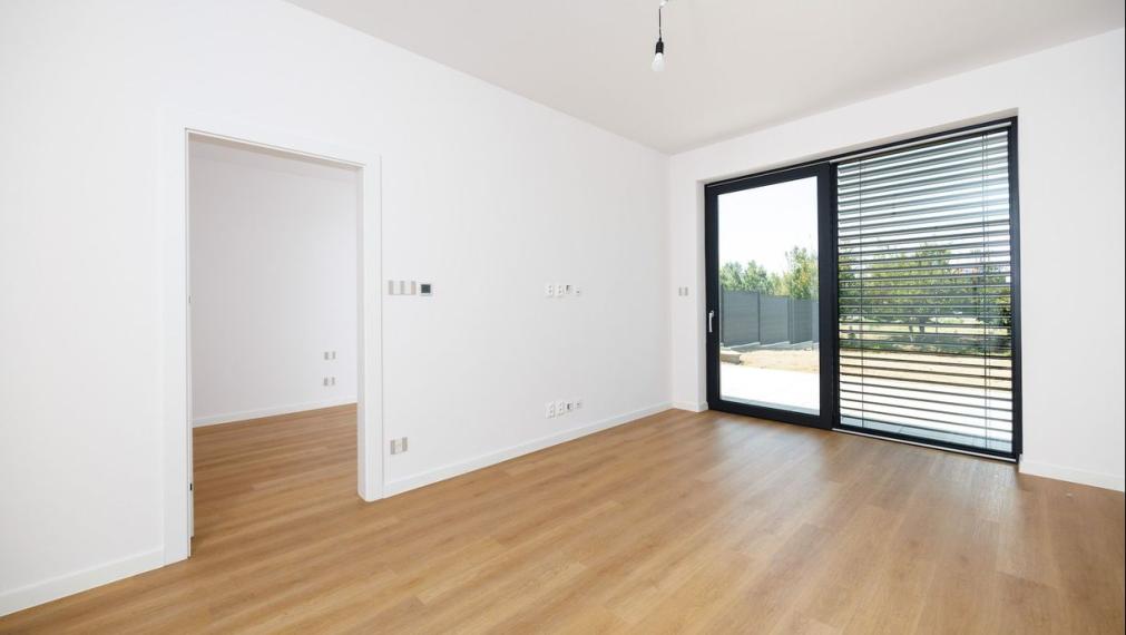 NOVOSTAVBA 3 izbový dom Rybárska ul., IBV Pri jazere, tepelné čerpadlo, pozemok 323 m2