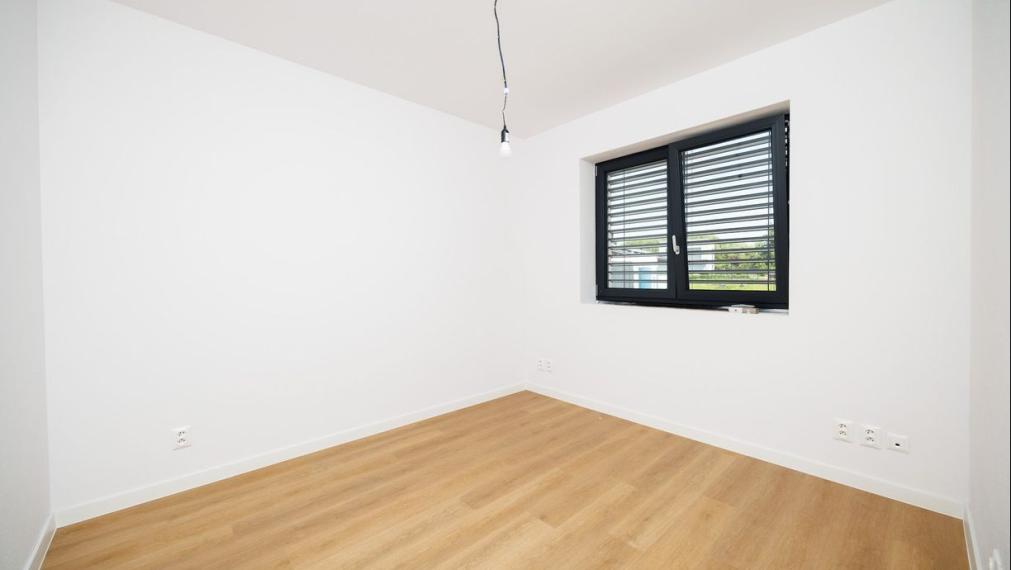 NOVOSTAVBA 3 izbový dom Rybárska ul., IBV Pri jazere, tepelné čerpadlo, pozemok 323 m2