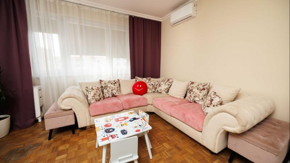 Krásny 3 izb. byt | 79 m2, rekonš., 6/8p. | Húskova ul., KVP