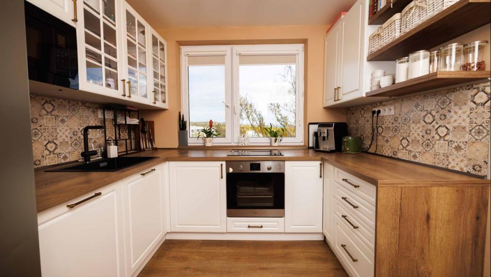 Krásny 3 izb. byt | 79 m2, rekonš., 6/8p. | Húskova ul., KVP