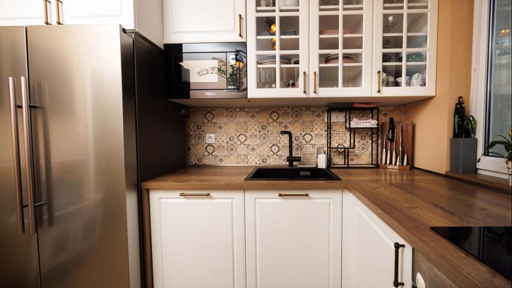 Krásny 3 izb. byt | 79 m2, rekonš., 6/8p. | Húskova ul., KVP