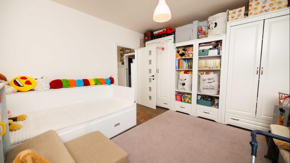 Krásny 3 izb. byt | 79 m2, rekonš., 6/8p. | Húskova ul., KVP