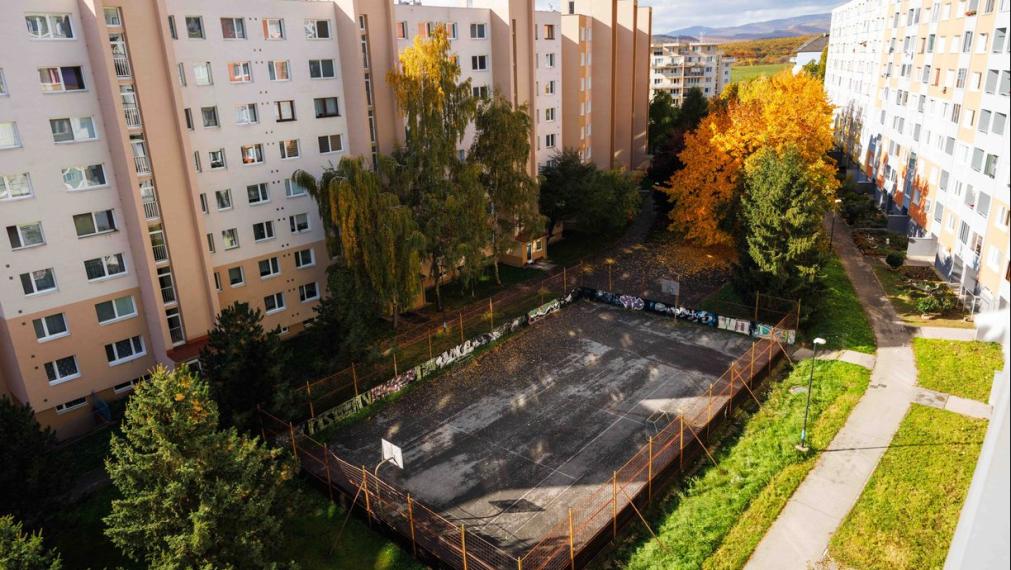 Krásny 3 izb. byt | 79 m2, rekonš., 6/8p. | Húskova ul., KVP