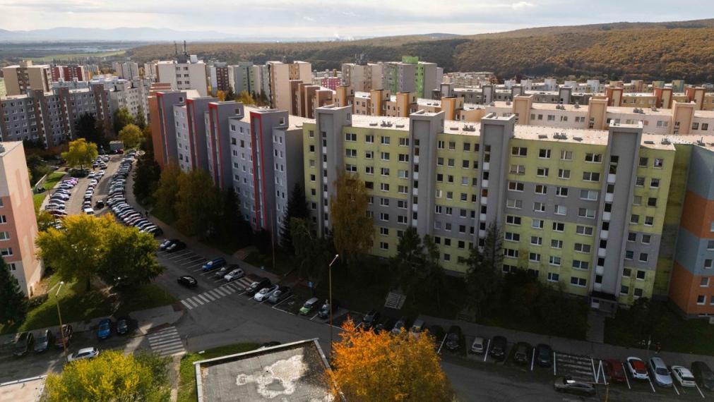 Krásny 3 izb. byt | 79 m2, rekonš., 6/8p. | Húskova ul., KVP