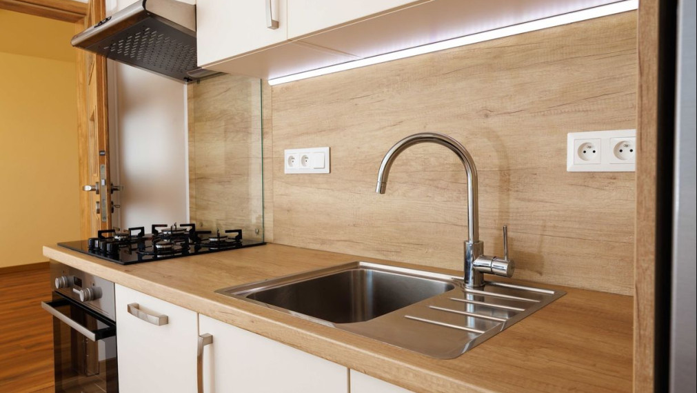 3-izbový byt | 70 m2 + loggia | Karpatská 3 | 5 min pešo do centra | Košice - Staré Mesto