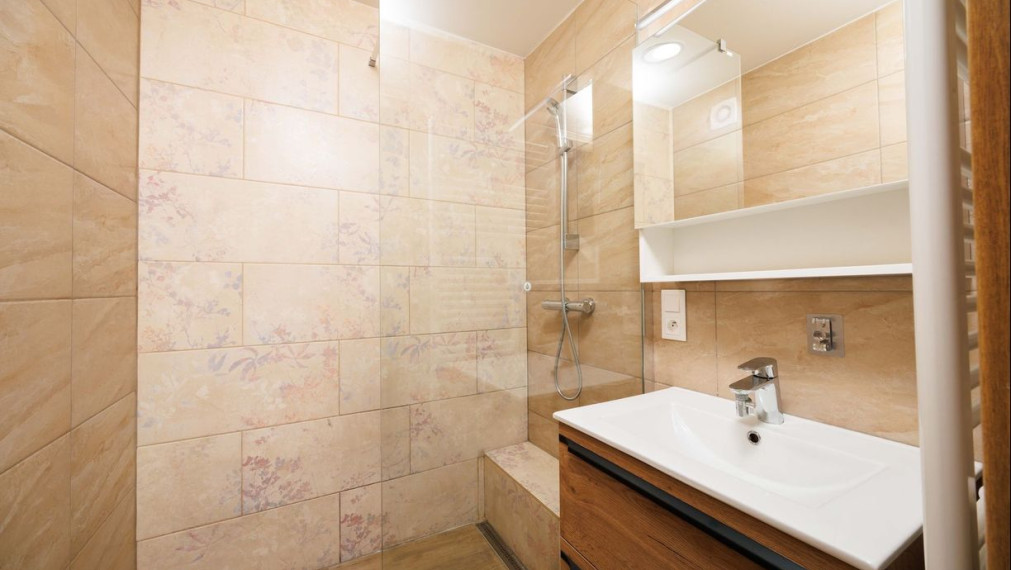 3-izbový byt | 70 m2 + loggia | Karpatská 3 | 5 min pešo do centra | Košice - Staré Mesto