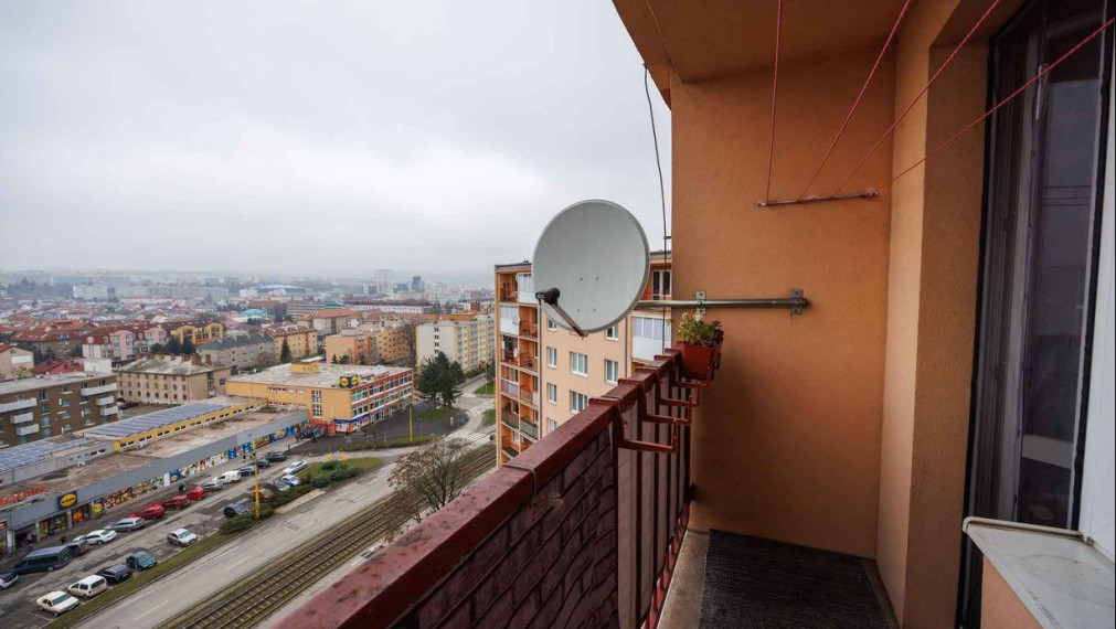 2 izbový byt 51 m2 + loggia, Južná tr.(pri Auparku), Košice - Juh, 12. poschodie