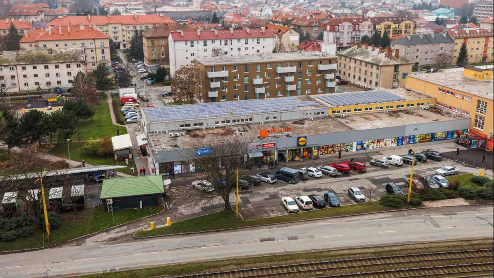 2 izbový byt 51 m2 + loggia, Južná tr.(pri Auparku), Košice - Juh, 12. poschodie