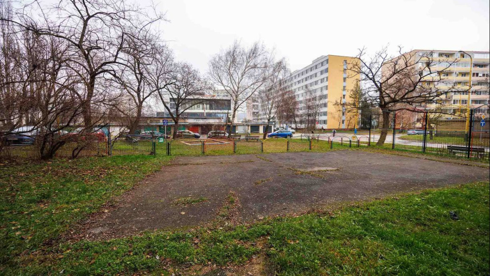 2 izbový byt 51 m2 + loggia, Južná tr.(pri Auparku), Košice - Juh, 12. poschodie