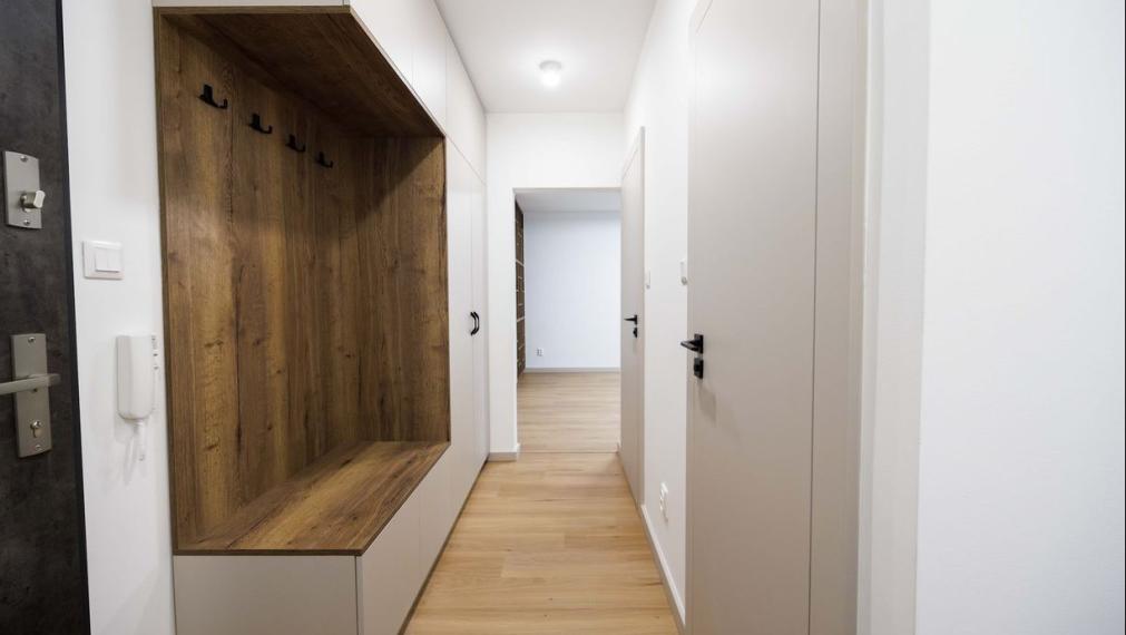 NOVÁ REKONŠTRUKCIA: 1,5-izbový byt | 2× loggia | Košice – Staré Mesto, Tyršovo nábrežie