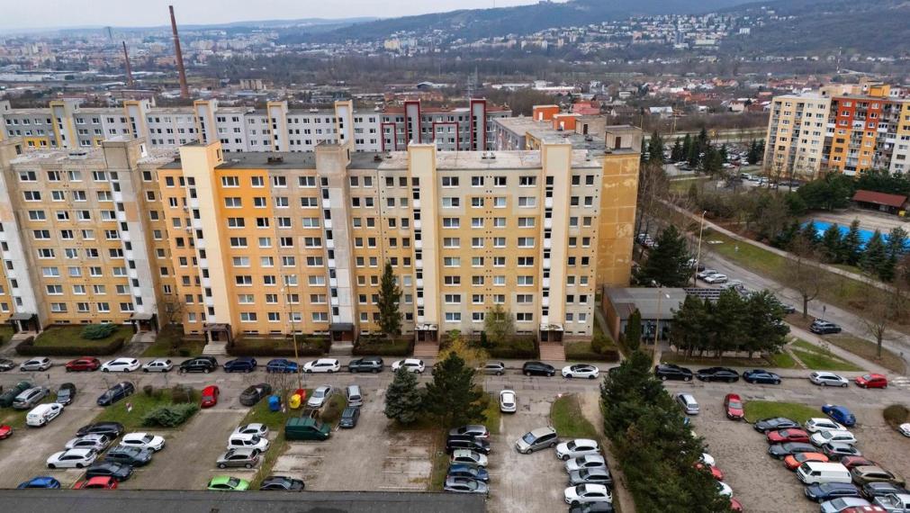 VEĽKÝ 3-izbový byt (79 m²) a loggia | 183.000 Eur | Berlínska 1 | Košice - Sídlisko Ťahanovce