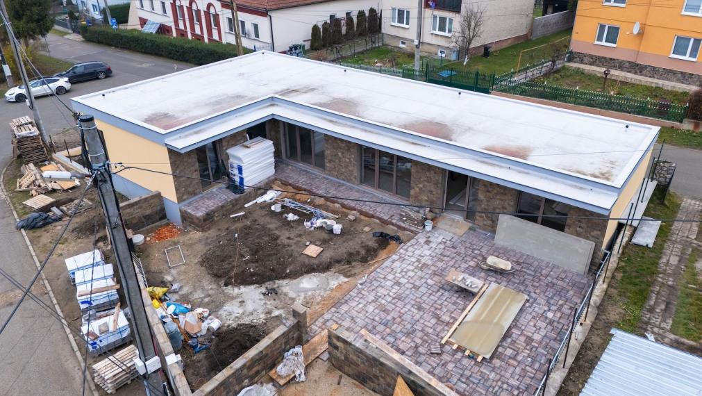 Rozhanovce | Novostavba: 5-izbový bungalov (153 m²) v nadštandarde s kuchyňou a klímou 