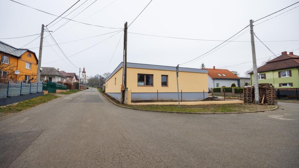 Rozhanovce | Novostavba: 5-izbový bungalov (153 m²) v nadštandarde s kuchyňou a klímou 
