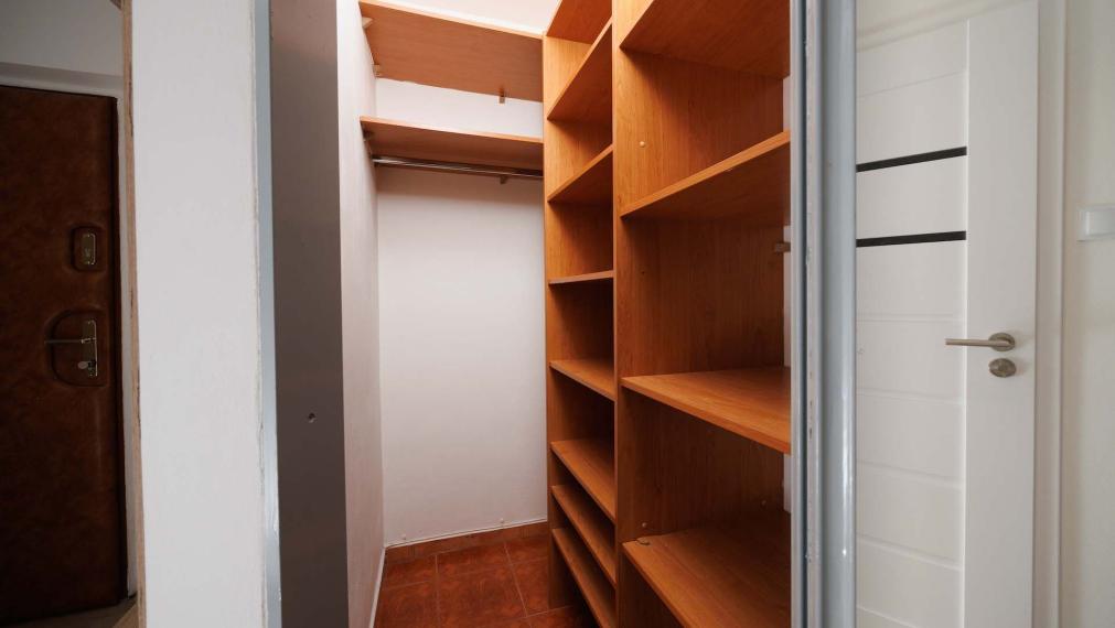 3 IZBOVÝ PRAŽSKÝ TYP 69 M2 + 6M LOGGIA, MICHALOVSKÁ UL., SÍDLISKO TERASA, 3 POSCH.