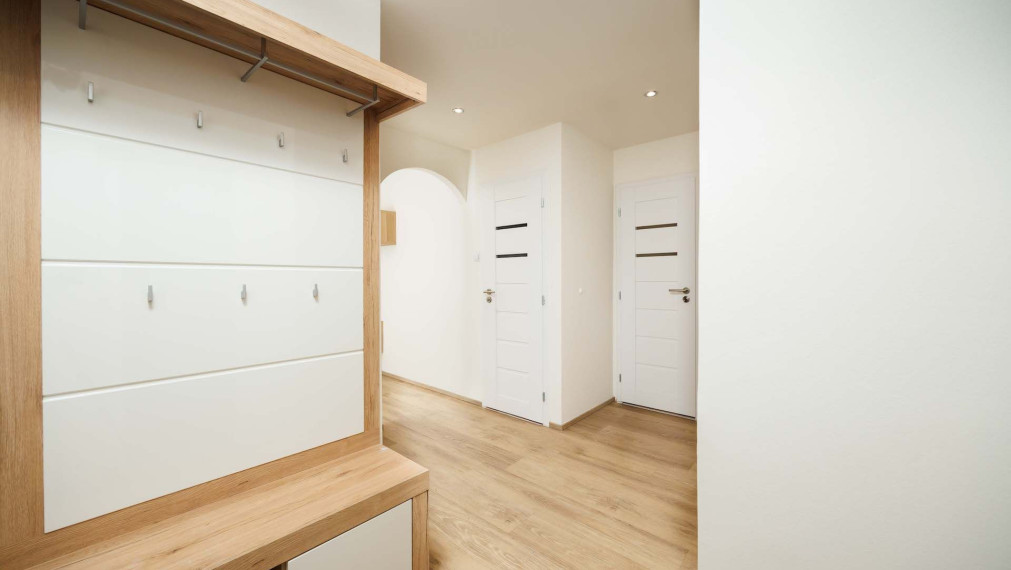 3 IZBOVÝ PRAŽSKÝ TYP 69 M2 + 6M LOGGIA, MICHALOVSKÁ UL., SÍDLISKO TERASA, 3 POSCH.