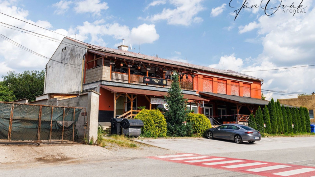 Pozemky pre výstavbu 5 rodinných domov, Rozhanoce, centrum obce