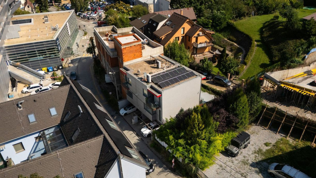 DOM FLORIANSKA UL., STARÉ MESTO, 2x parking