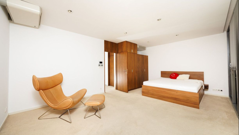 DOM FLORIANSKA UL., STARÉ MESTO, 2x parking