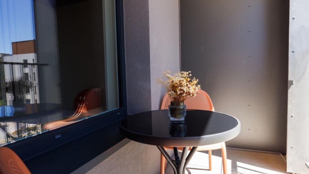 ŠTÝLOVÝ 1-IZBOVÝ BYT S TERASOU A PARKOVANÍM – NOVOSTAVBA BYTY POPRADSKÁ, KOŠICE - TERASA