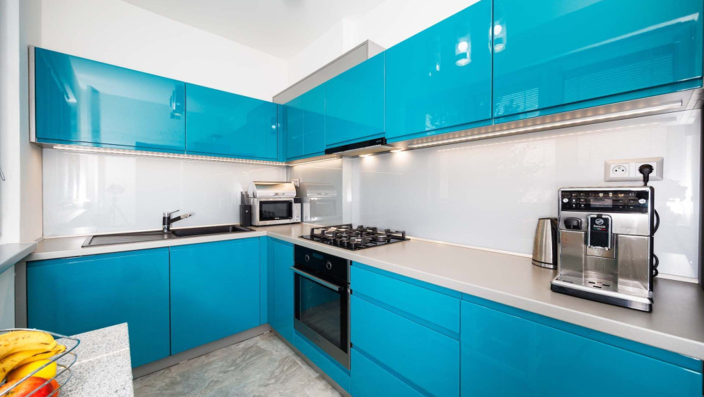 4 izbový byt 82 m2 + loggia, Šafarikova tr., Košice - Terasa, 2.posch.