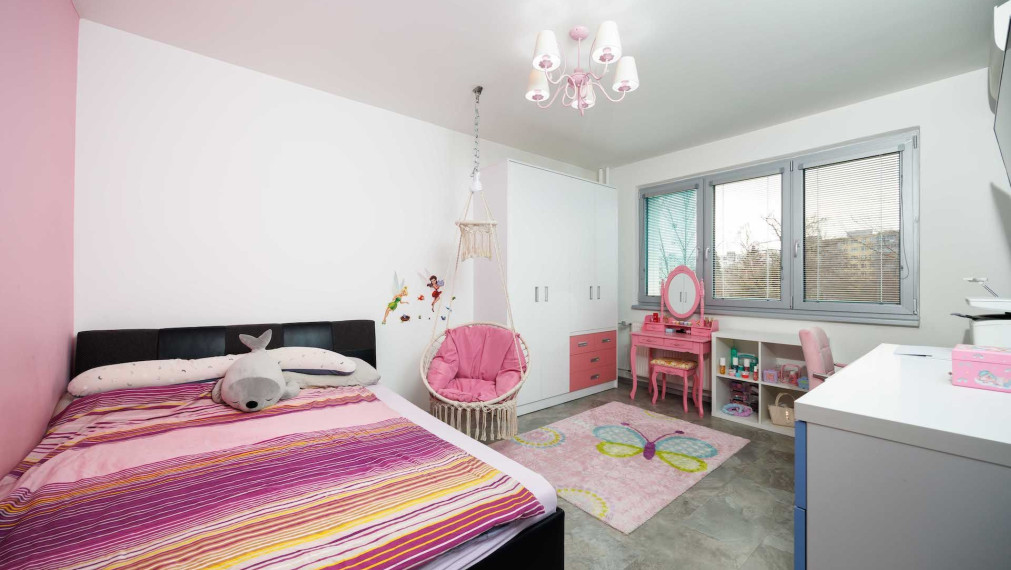 4 izbový byt 82 m2 + loggia, Šafarikova tr., Košice - Terasa, 2.posch.