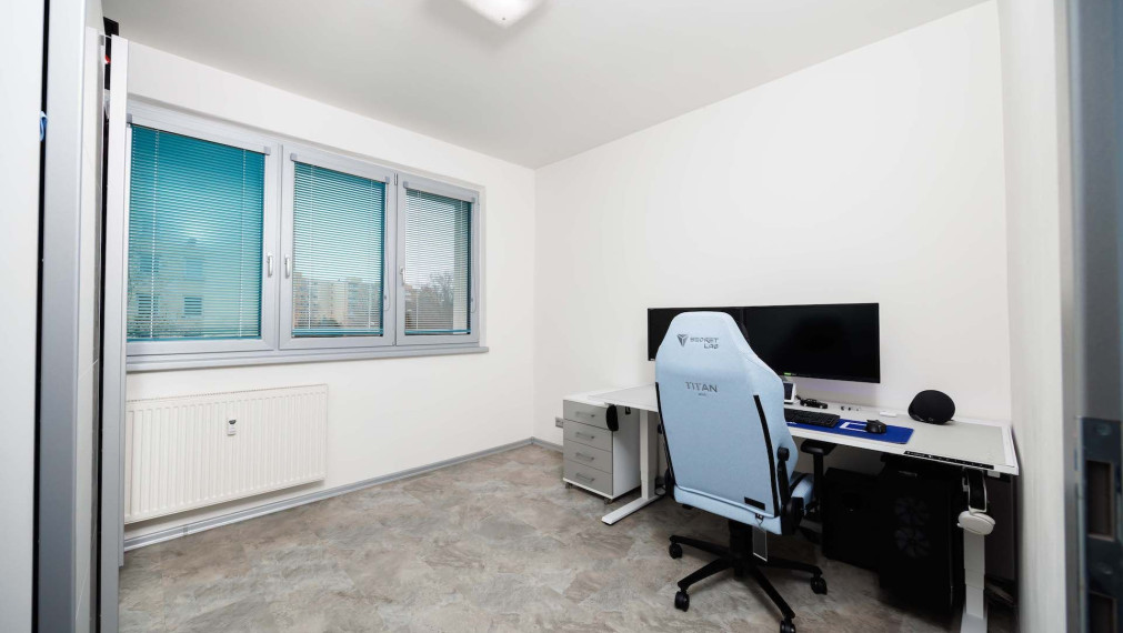 4 izbový byt 82 m2 + loggia, Šafarikova tr., Košice - Terasa, 2.posch.