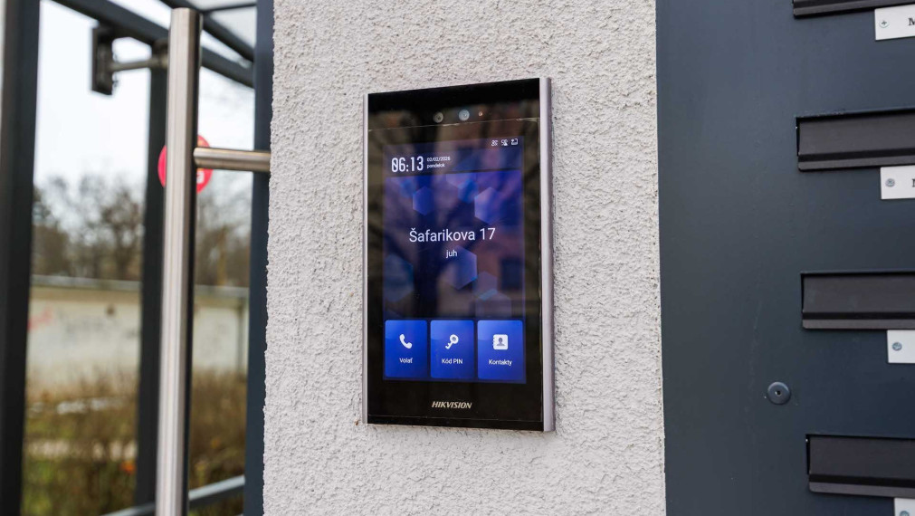 4 izbový byt 82 m2 + loggia, Šafarikova tr., Košice - Terasa, 2.posch.