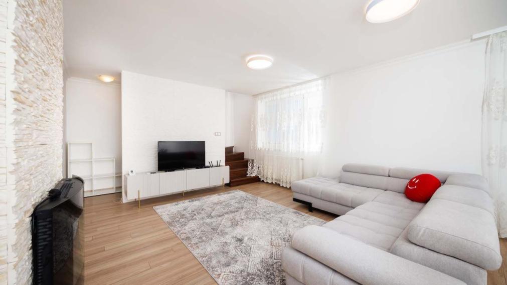 4 izbový byt 141 m2, Bulharska ul., Košice - JUH, 3 posch.