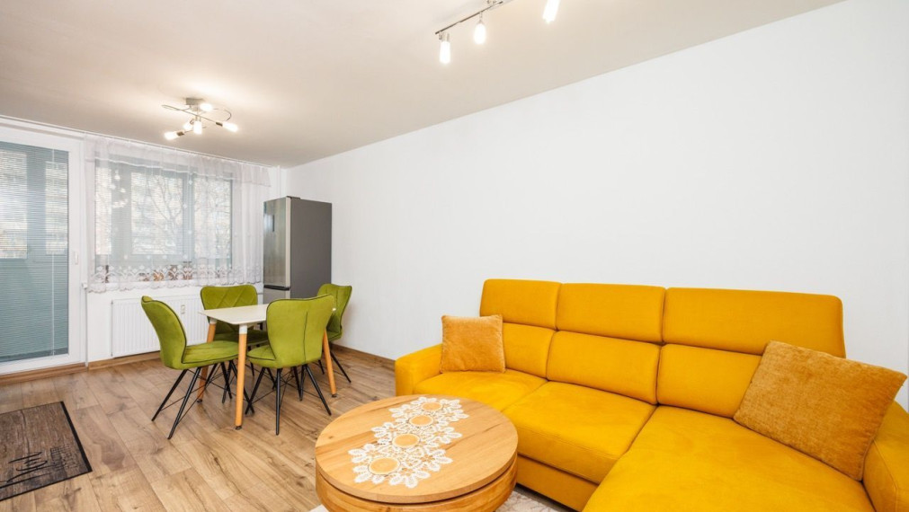 NOVÁ REKONŠTRUKCIA 3 izbový byt 65 m2, Palárikova ul.(pri Auparku), 1. poschodie, 2x loggia(zasklená)