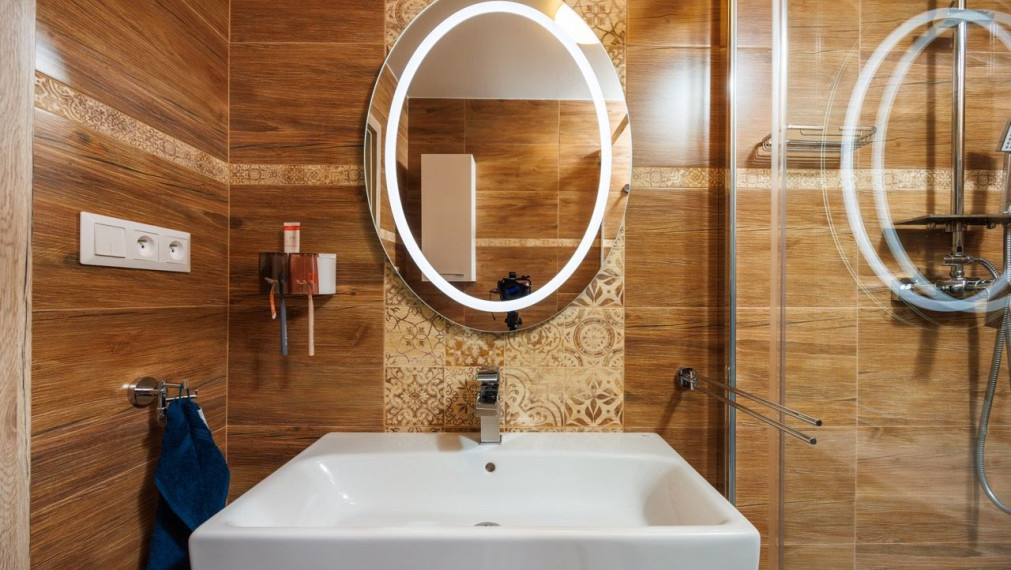 NOVÁ REKONŠTRUKCIA 3 izbový byt 65 m2, Palárikova ul.(pri Auparku), 1. poschodie, 2x loggia(zasklená)