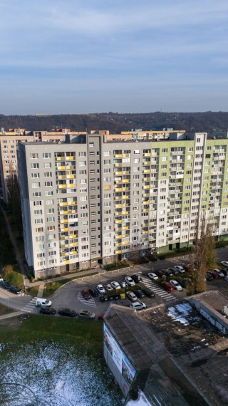 NOVÁ REKONŠTRUKCIA 3 izbový byt 65 m2, Palárikova ul.(pri Auparku), 1. poschodie, 2x loggia(zasklená)