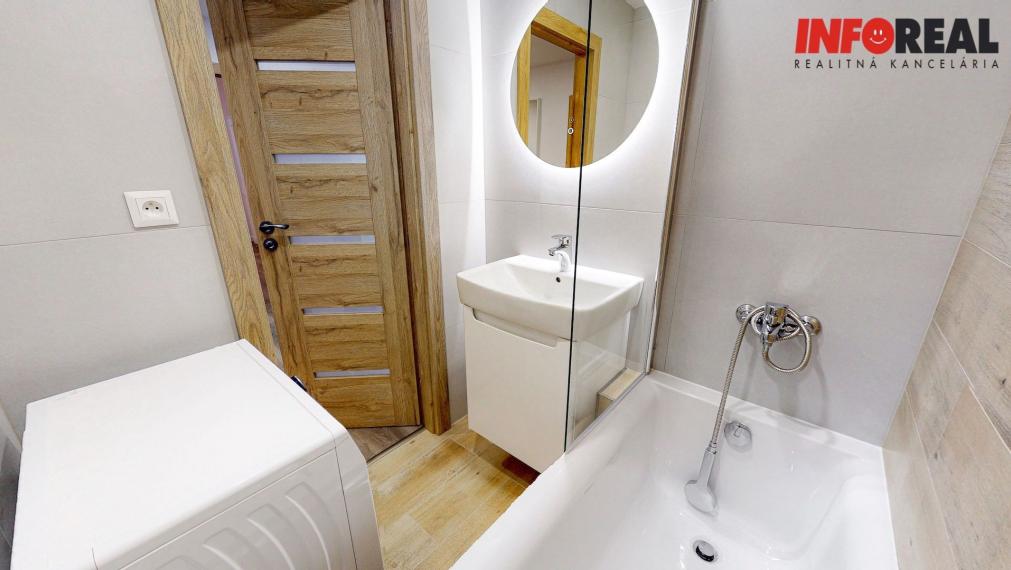 PRENÁJOM. 3 izb. byt, kompl. rek., 68 m2, 5/5 p., loggia, pivnica, Košice - Terasa