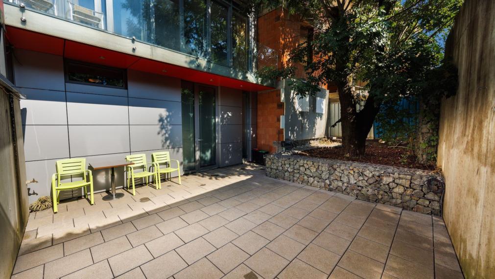 NOVÁ CENA - DOM FLORIANSKA UL., STARÉ MESTO, 2x parking