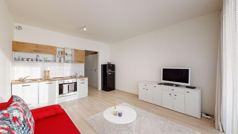 Rezidencia pri Radnici: 1+KK byt s loggiou štýlové bývanie 100m od Hlavnej