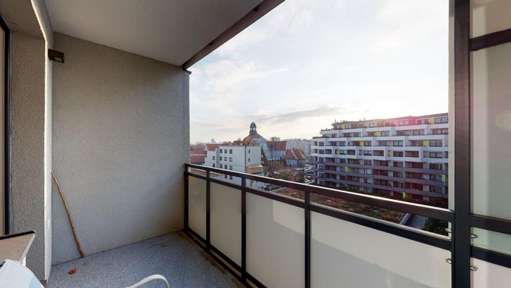 Rezidencia pri Radnici: 1+KK byt s loggiou štýlové bývanie 100m od Hlavnej