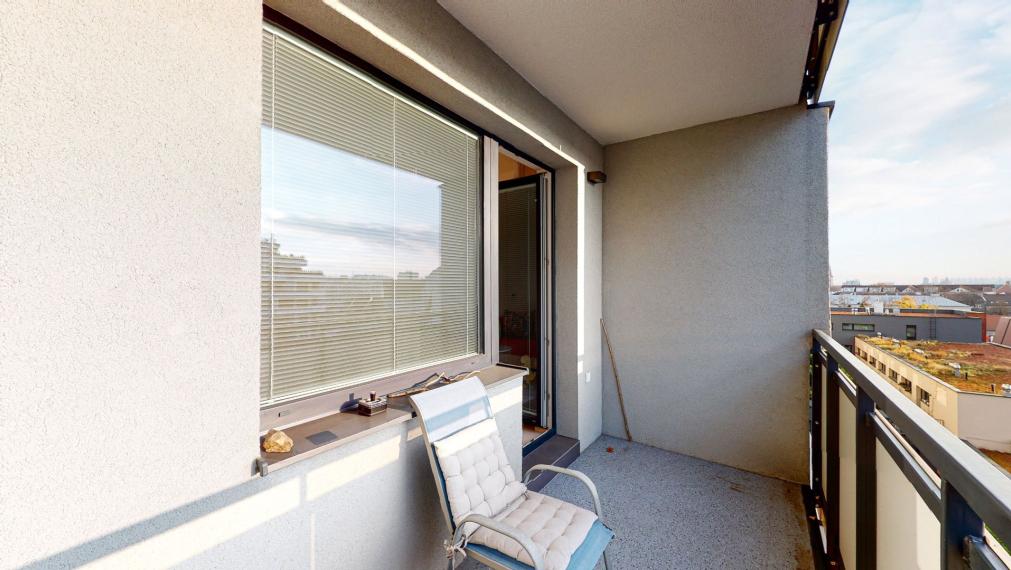 Rezidencia pri Radnici: 1+KK byt s loggiou štýlové bývanie 100m od Hlavnej