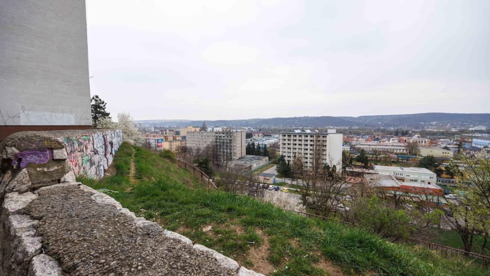 TOP: 2izb. byt, Užhorodská ul., kompl. rek., krásny výhľad, 9/10.p., Košice - JUH