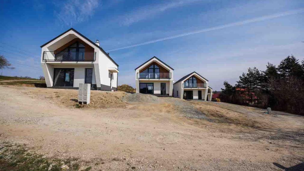 Predaj-Chata na celoročné bývanie.Kavečany.