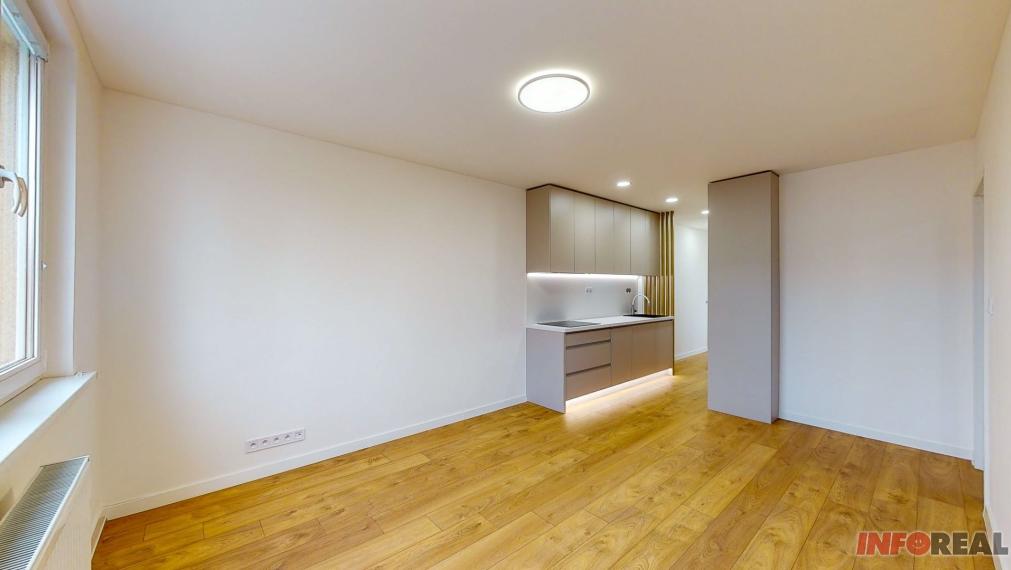 NOVÁ REKONŠTRUKCIA 3 izbový byt 55 m2, Staré Mesto, Hutnícka ul.