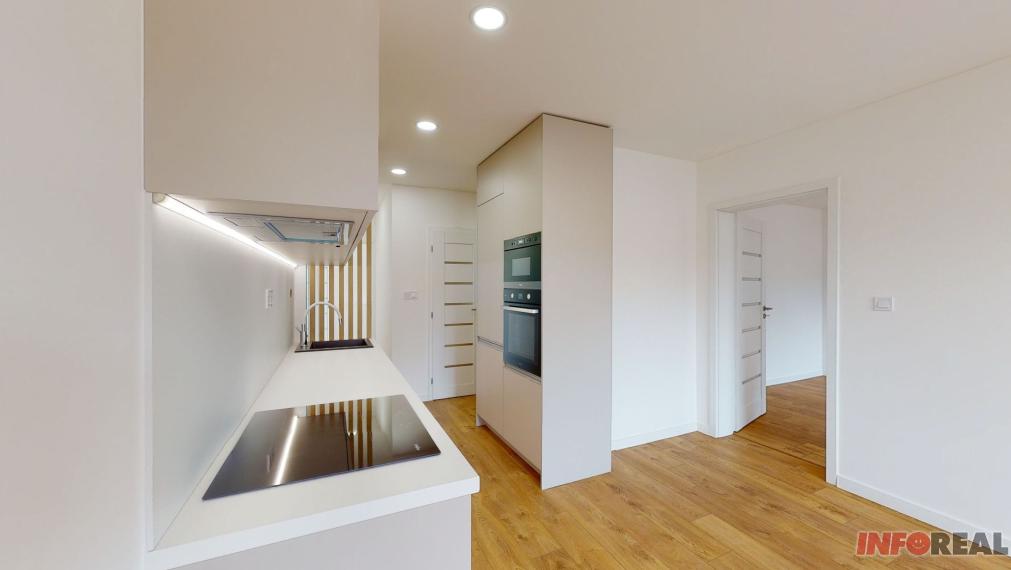 NOVÁ REKONŠTRUKCIA 3 izbový byt 55 m2, Staré Mesto, Hutnícka ul.